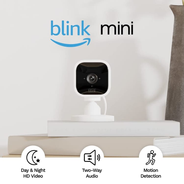 Blink Mini – Compact indoor plug-in Smart Security Camera